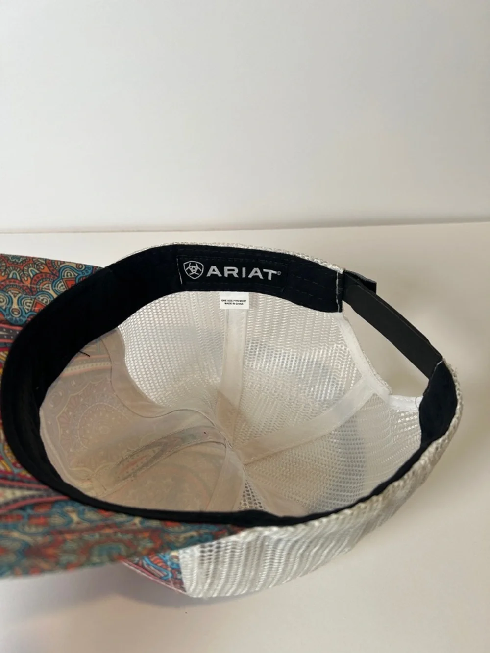 Ariat Multicolor Mandala Mesh Cap with Cream Back /women’s trucker hat - Picture 9 of 14
